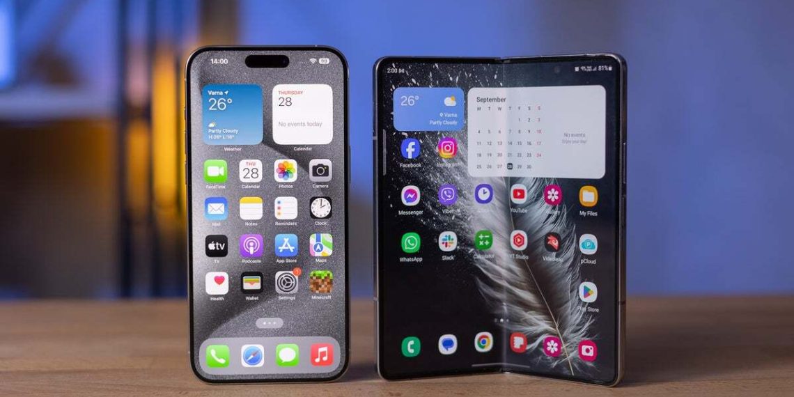 iPhone Fold Leak Hints at iPad-Like Experience with 4:3 Display