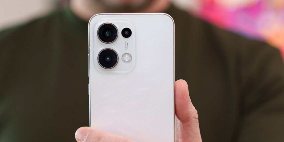 Oppo Reno13 Review: Introduction and Unboxing