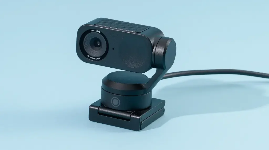 A Webcam That Feels Like a Real Camera