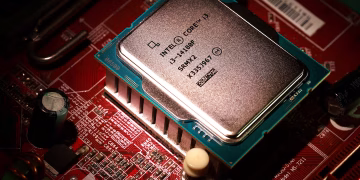 Intel Warns US Stake Risks Sales and Future Grants